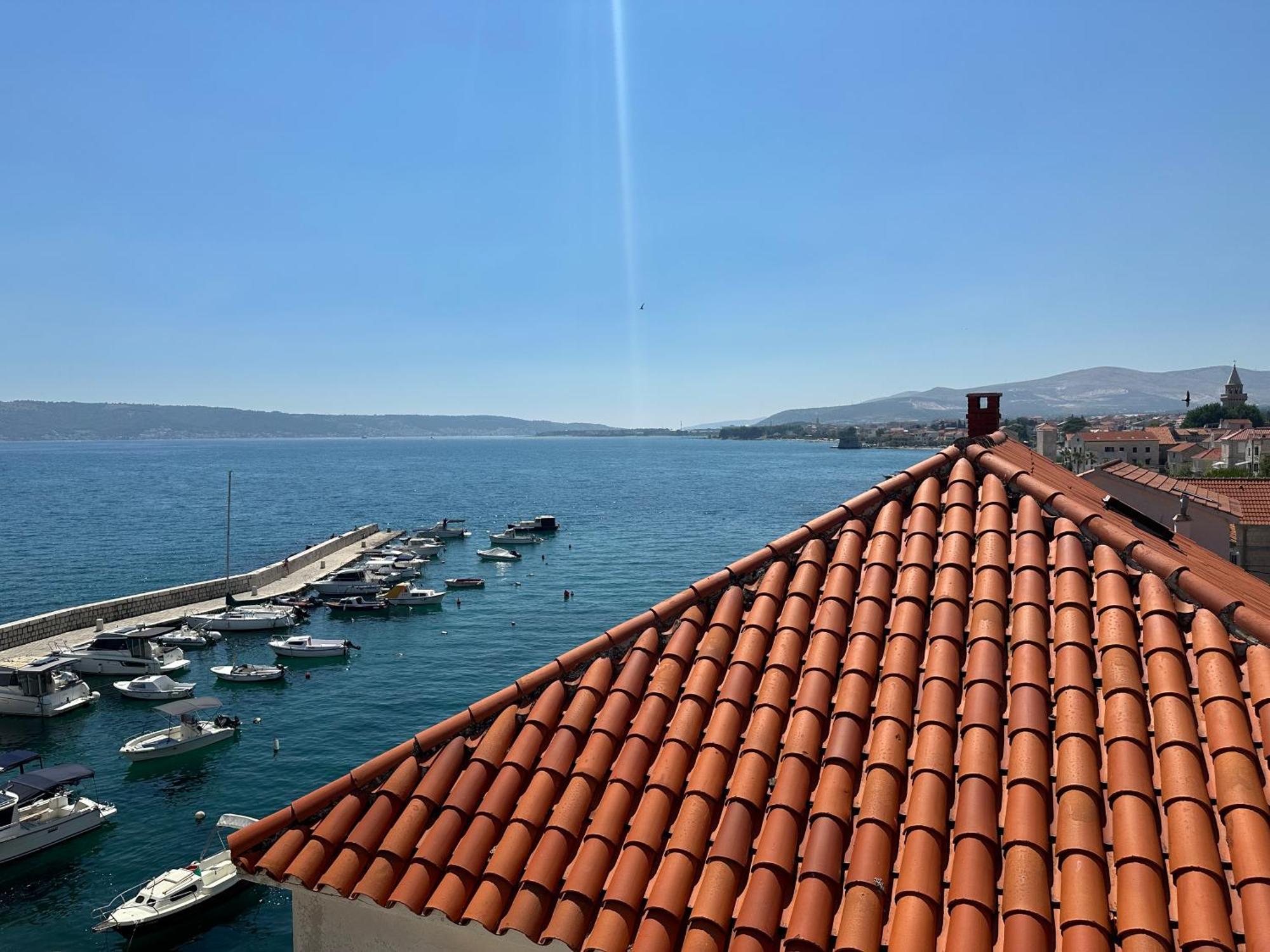XIV Century Rooms Kaštela Exteriér fotografie